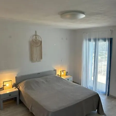 Holiday home Olive House